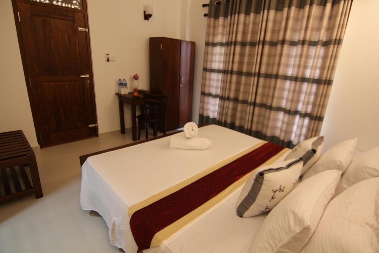 Mihira Gedara Apartments Unawatuna Buitenkant foto
