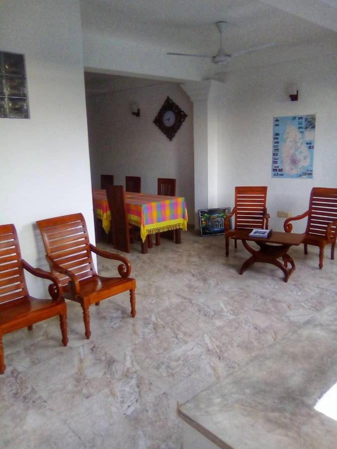 Mihira Gedara Apartments Unawatuna Buitenkant foto