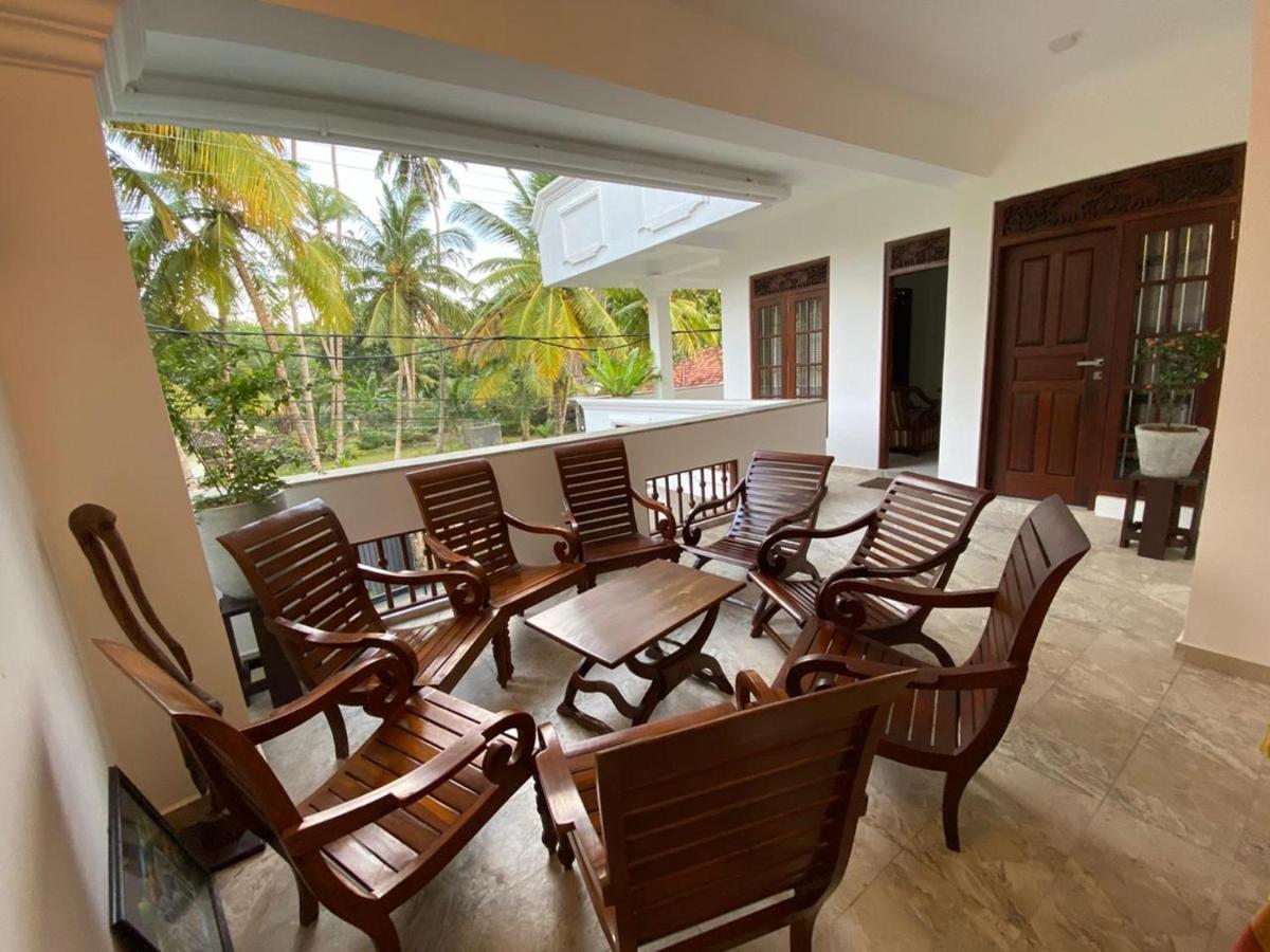 Mihira Gedara Apartments Unawatuna Buitenkant foto